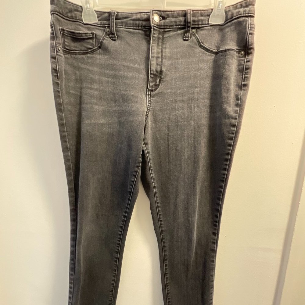 Universal Thread 16R Black High waisted Jeggings